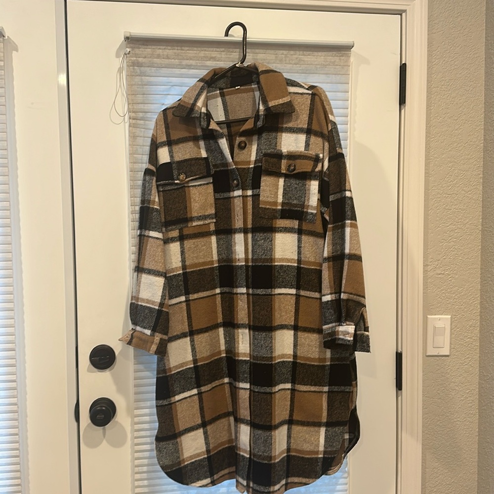 Long Brown Black and White Plaid Button down Shacket size large